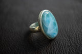 Bague ovale avec larimar