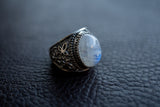 Bague avec labradorite blanche (pierre de lune arc-en-ciel)
