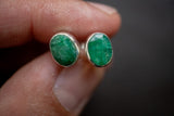Boucles d'oreilles avec émeraudes ovales