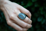Bague avec labradorite rond