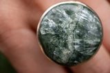 Bague en argent 925 avec séraphinite – Reflets célestes et énergie apaisante