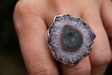 925 Silberring mit Amethyst-Geode – Die rohe Allianz aus Natur und Eleganz