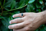 L’élégance de l’onyx – Bague en argent massif