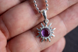 Pendentif avec améthyste en forme de soleil (Moyen)