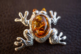 Broche avec Ambre Cognac en Forme de Grenouille