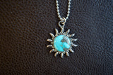Pendentif en argent 925 avec turquoise en forme de soleil