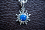 Pendentif avec lapis lazuli en forme de soleil (Petit)