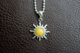 Pendentif Soleil en Ambre Jaune de la Mer Baltique (Moyen)