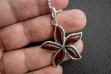 Pendentif en Argent 925 avec Ambre Cerise en Forme de Fleur