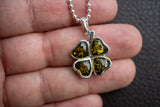 Pendentif Trèfle en Argent 925 avec Ambre Vert de la Mer Baltique (Grand)