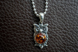 Pendentif en Argent 925 en Forme d'Hibou avec Ambre Cognac