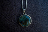 Pendentif en Labradorite avec argent 925 ronde