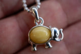 Pendentif Élégant en Forme d'Éléphant en Argent 925 avec Ambre Jaune (petit)