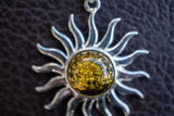 Pendentif Soleil en Ambre Vert de la Mer Baltique (Grand)