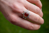 Bague d'ambre cognac en forme de soleil (grand)