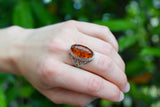 Bague avec ambre cognac ovale