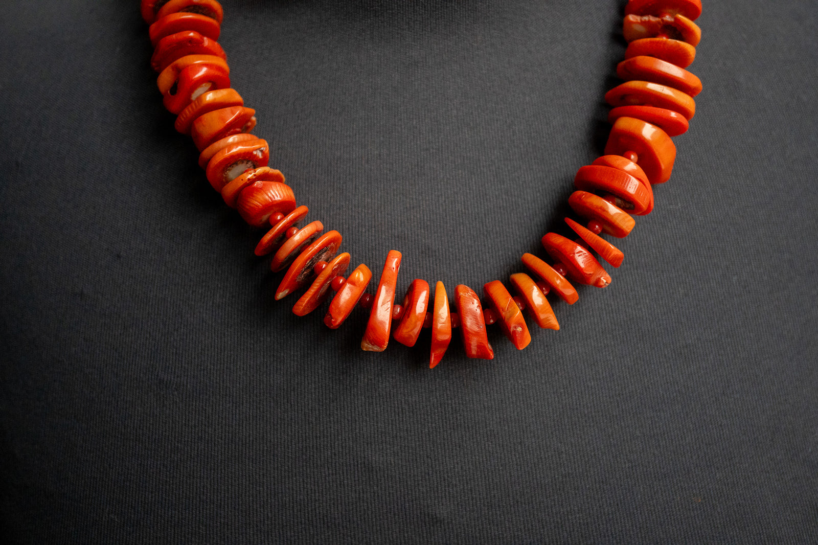 Collier Ancien En Perles De Corail Rouge Et Argent Massif 925 - Bijou Vintage - Occasion Bon état