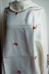 Écharpe en laine brodé