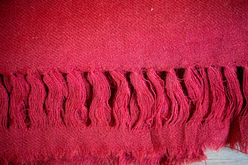 Châle en Laine Brodé « Ari work »