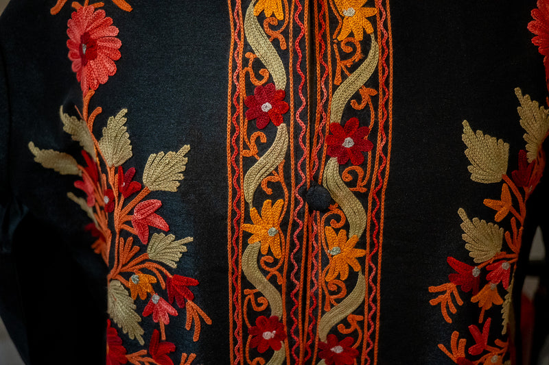 Veste en soie brodée