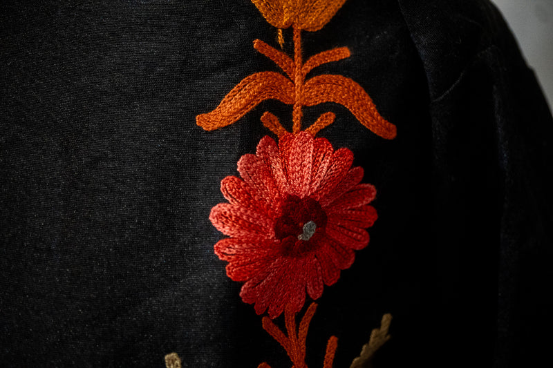 Veste en soie brodée