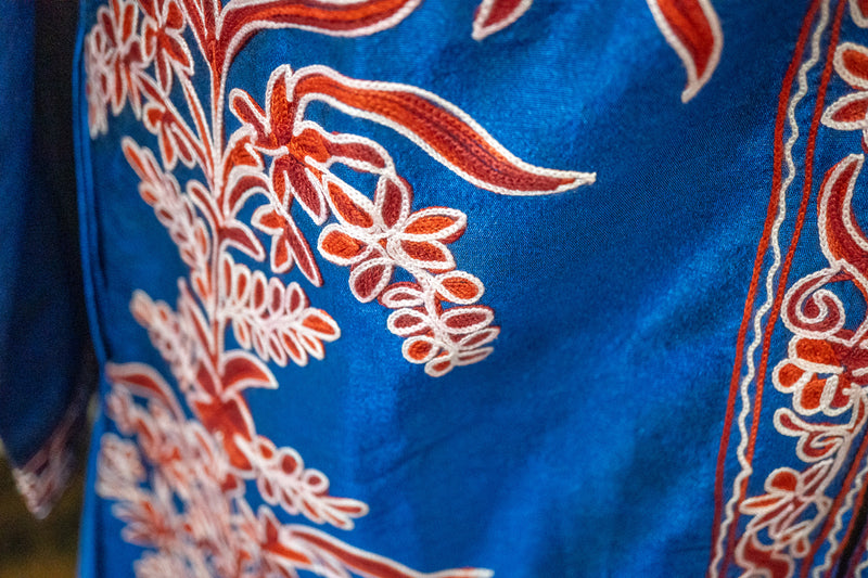 Veste en soie brodée