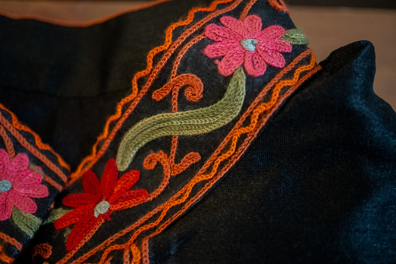 Veste en soie brodée