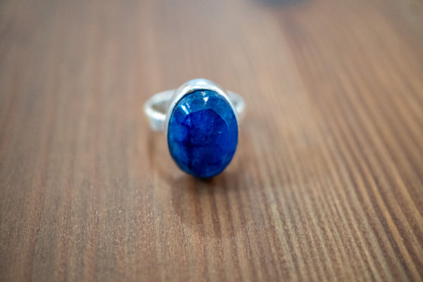 Bague en saphir naturel ovale 16×12 mm – Argent 925