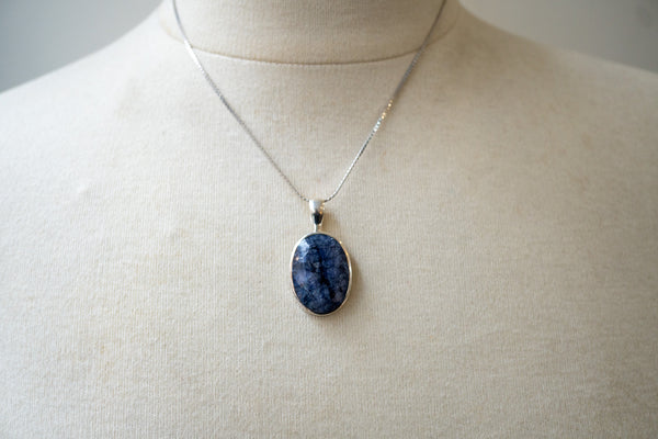 Pendentif en saphir naturel et argent 925 (Grand)