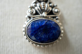 Pendentif ethnique rond en saphir naturel et argent 925