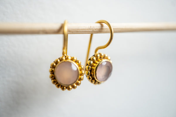 Boucles d'oreilles en agates et argent 925 plaqué or en forme