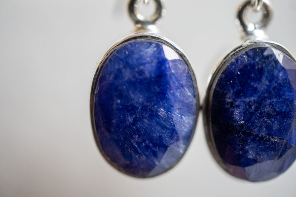 Boucles d’oreilles en saphirs naturels et argent 925 (Grand)