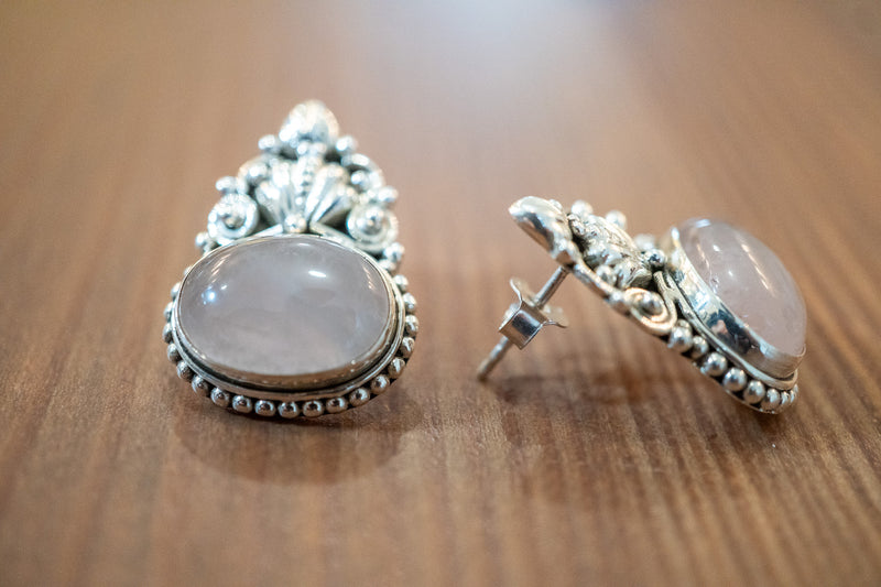 Boucles d'oreilles ethnique en quartz rose et argent 925