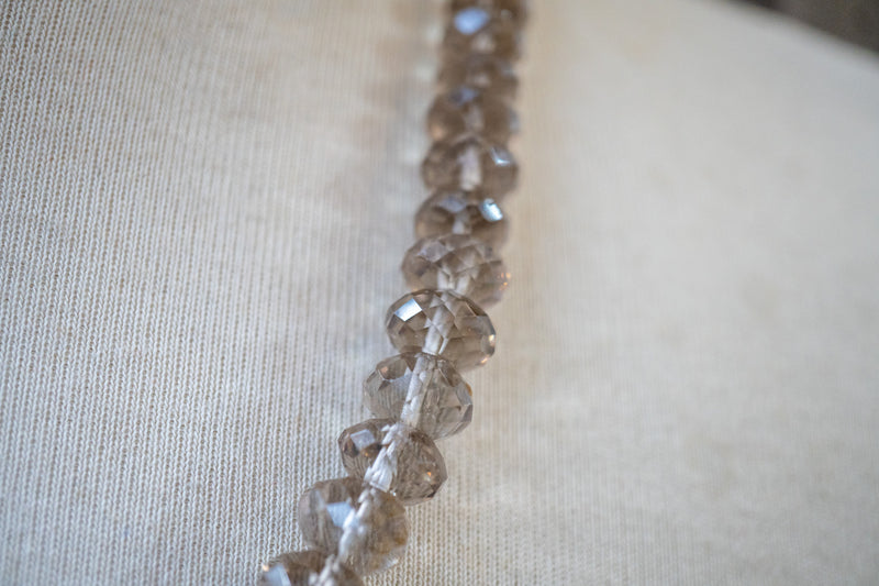 Collier en quartz fumé facetté – perles naturelles et argent 925