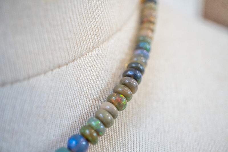 Collier en Émeraude Naturelle – Élégance Verte et Charme Authentique (Copy)