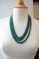 Collier en Émeraude Naturelle – Élégance Verte et Charme Authentique