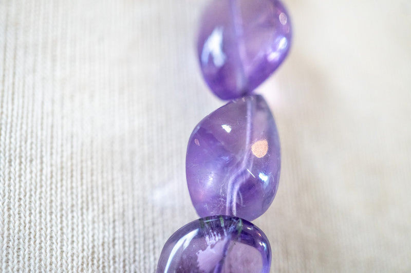 Collier avec améthystes naturelles de la Zambie