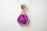 Pendentif en rubis brut naturel en argent 925