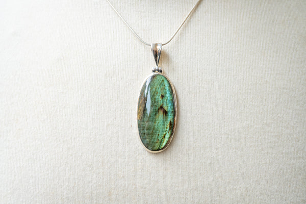 Pendentif en labradorite naturelle en argent 925, 55x25 mm