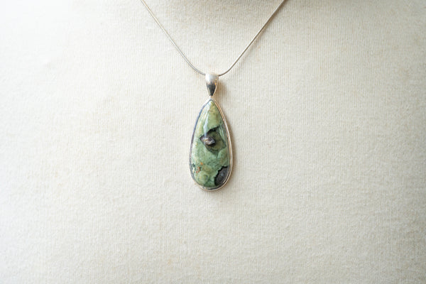 Pendentif en Jaspe forêt tropicale (Rhyolite) en argent 925, 55x18 mm