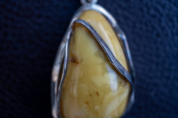 Pendentif en Argent 925 avec Ambre Jaune Naturelle de la Mer Baltique