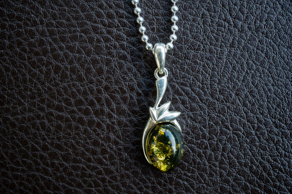 Pendentif en Argent 925 avec Ambre Vert de la Mer Baltique
